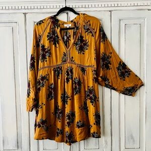 🟠NWT UMGEE Boho 3/4 Sleeve Mini Dress in Mustard Floral Print MED